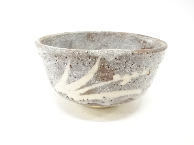 JAPANESE TEA CEREMONY / TEA BOWL CHAWAN / NEZUMI SHINO / ARTISAN WORK